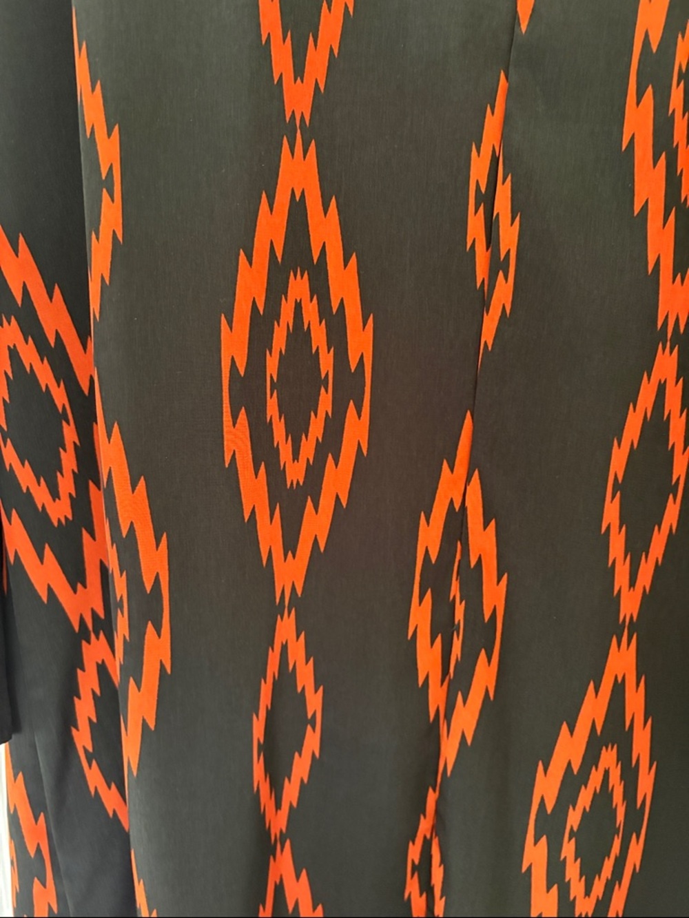 Auditions Black with Bright Orange Geometric Trim Top - Picture 4 of 5